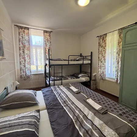 Kaminek U Skal Maison d'hôtes Teplice nad Metují